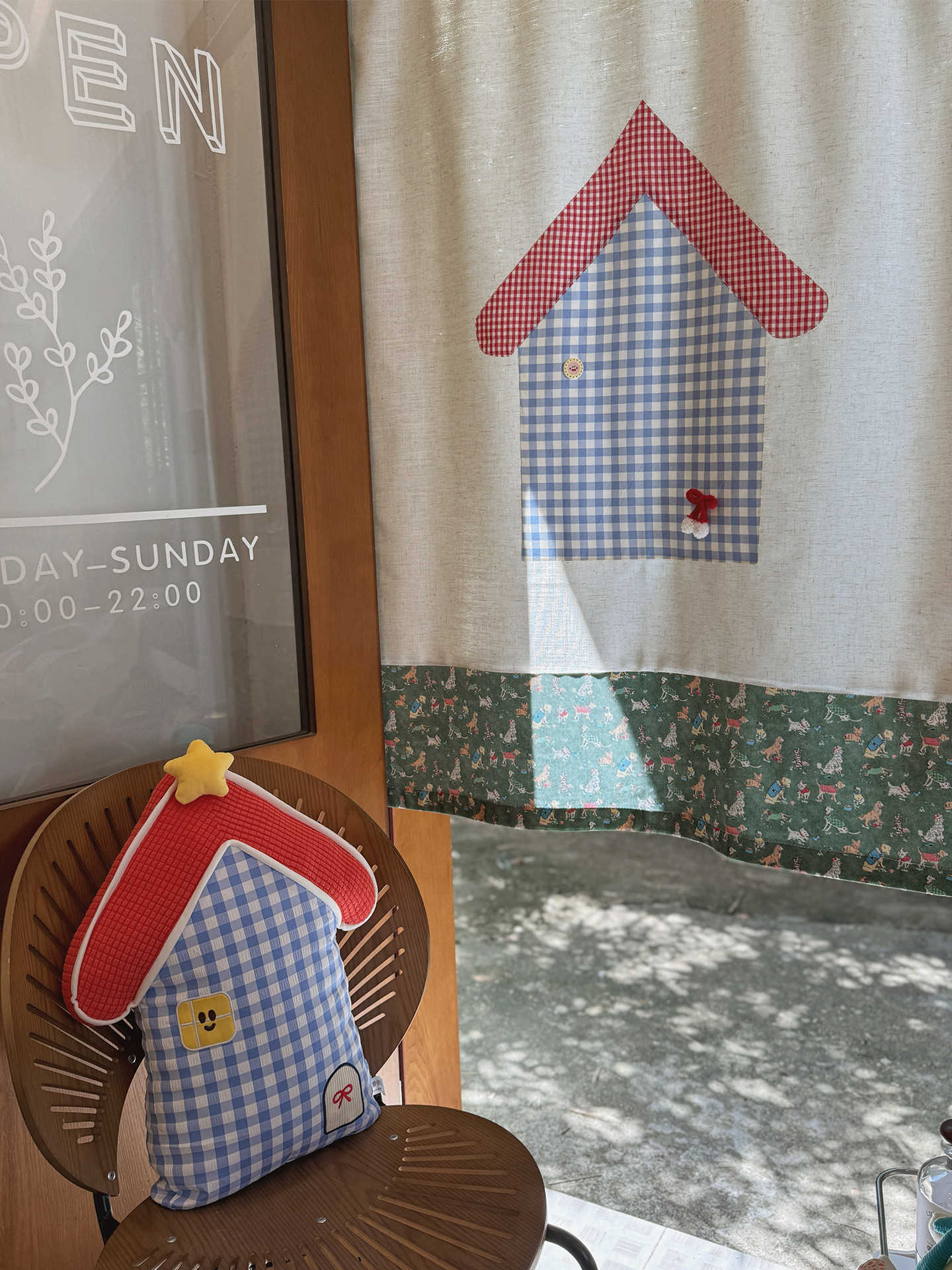 VIKAMA Gingham Small House Nor - Commercial Kitchen Installation 评论和价格