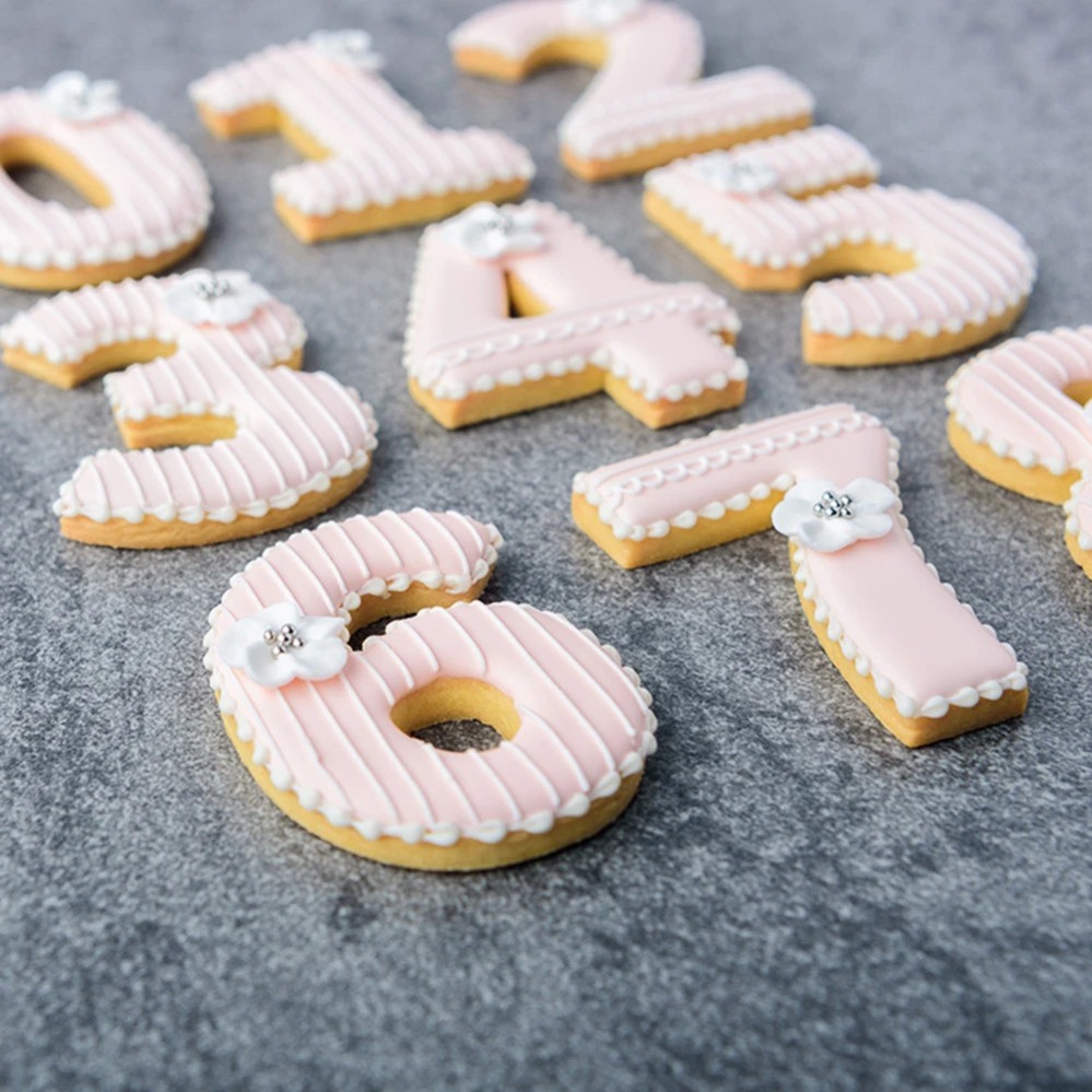 Large Numbers Cookie Cutters B - Commercial Kitchen Equipment List 评论和价格